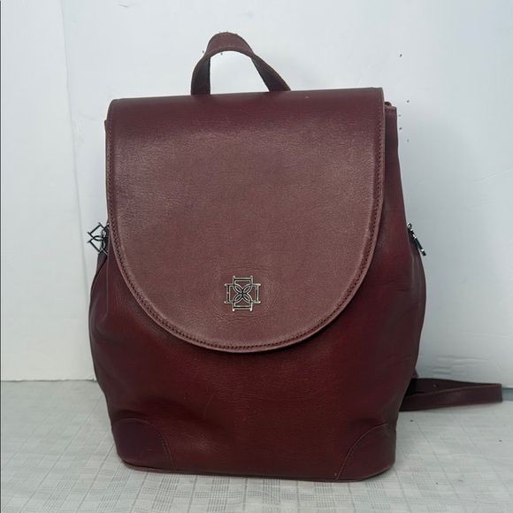 DOMINIE "THE TALIA" LEATHER  BACKPACK in wine Burgundy - Picture 1 of 10